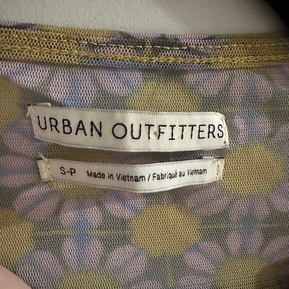 Urban Outfitters Long Sleeve Mesh Floral Ruched Tie Front‎ Top - Picture 3 of 7